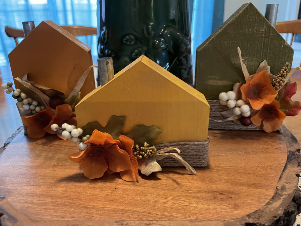 Completed project Fall mini houses