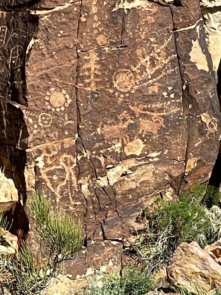 Parawan Gap Petroglyphs